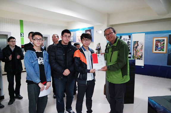 視覺傳達設計104學年系校內教學成果展《流動視域》圖片